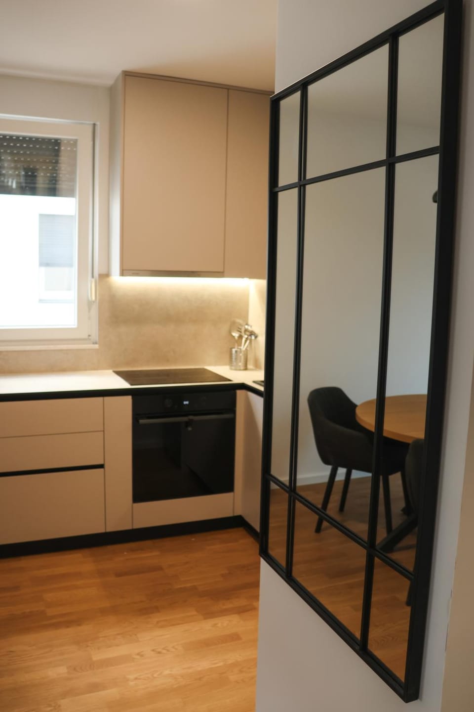 BRIGHT apartment Split with garage Apartment in Split