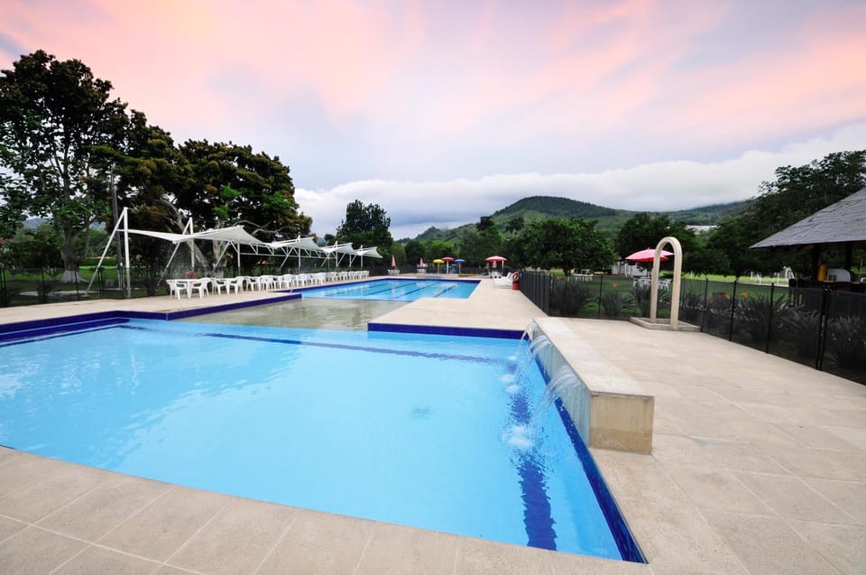 Swimming pool