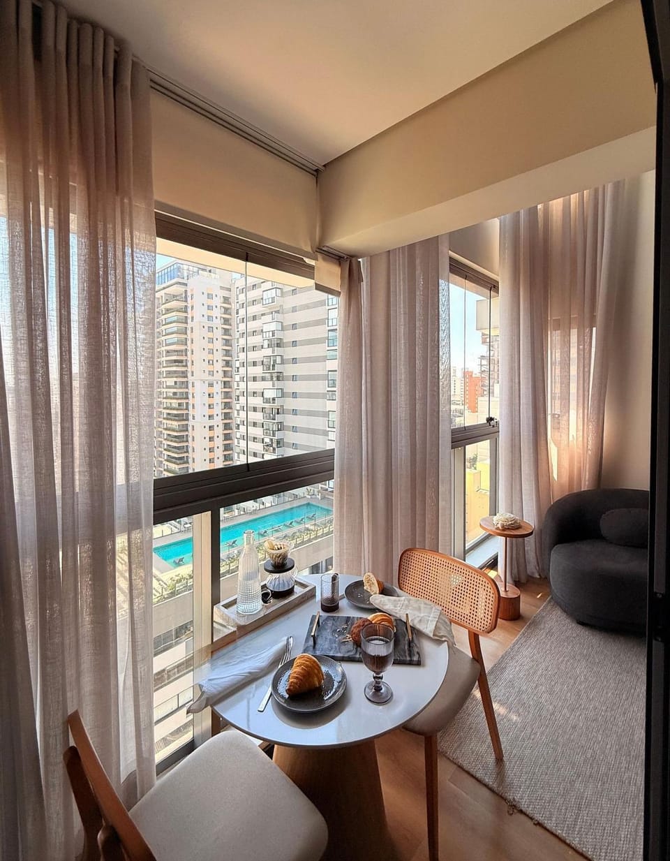 Iconic Duplex I Oscar Freire Living Apartment in Sao Paulo City