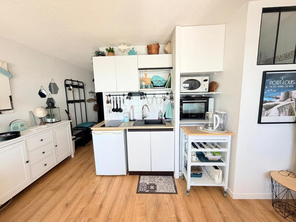 cocon lumineux les pieds dans l'eau Apartment in Brittany