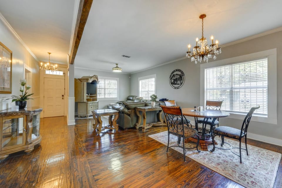 Quiet Home Near I-49, Downtown & 2 Hospitals House in Alexandria