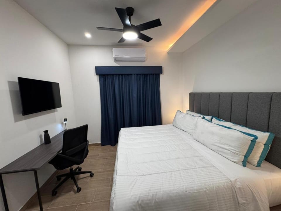 Photo of the whole room, Bedroom