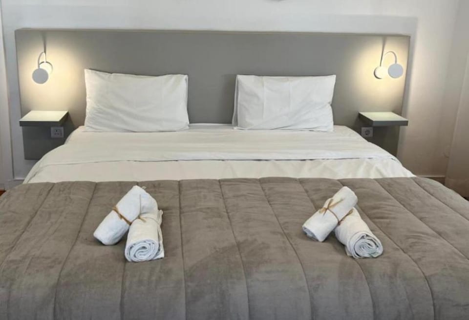Aura Crest Prime Capsules Hostel in Abu Dhabi