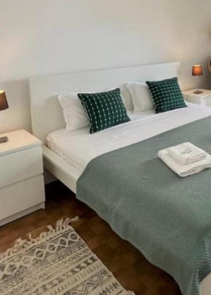 Aura Crest Prime Capsules Hostel in Abu Dhabi
