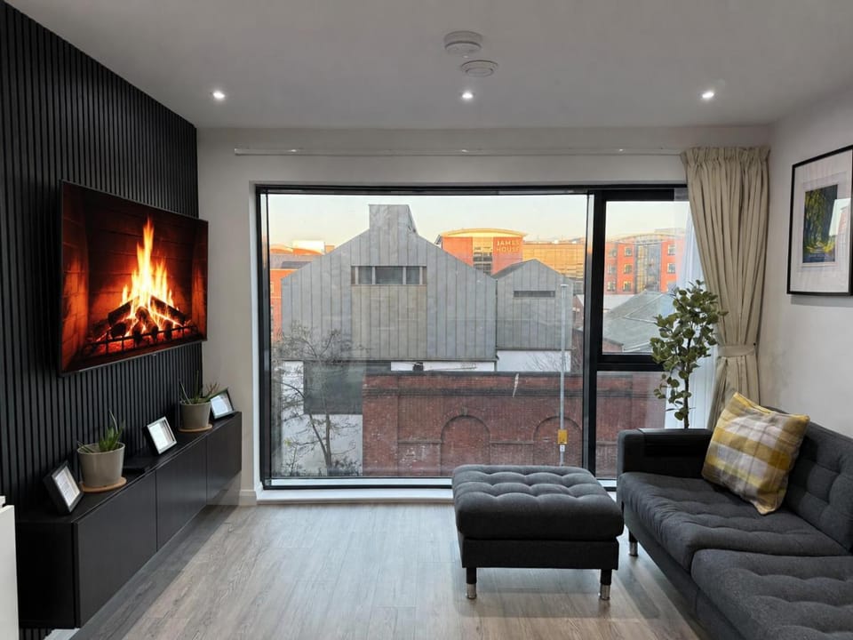 Living room, Seating area, flat iron