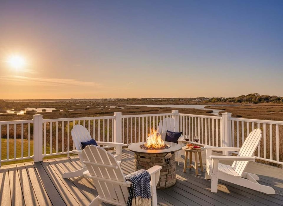 NEW 5BR Private Beach Fire Pit House in North Topsail Beach