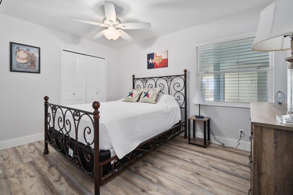 La Mirage 237 House in Port Aransas