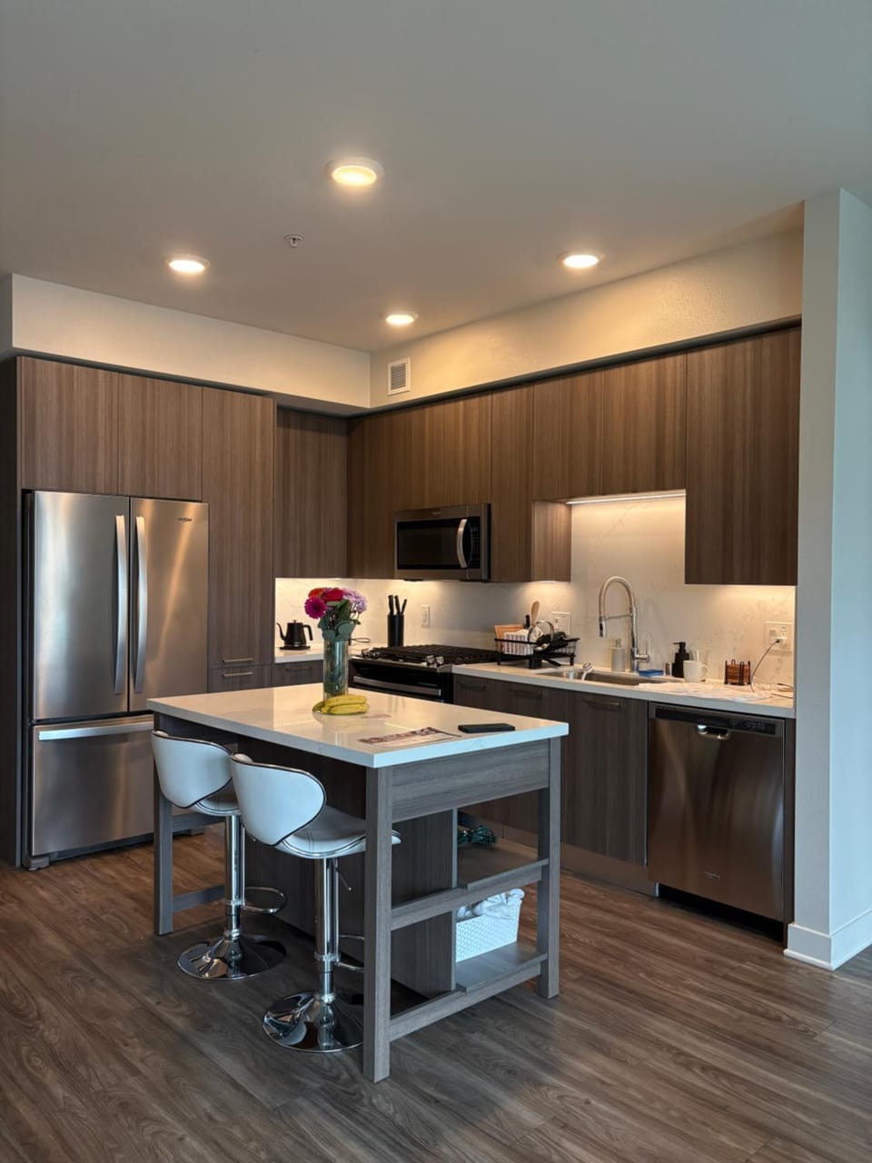 Trendy Hollywood Luxury Room Vacation rental in Hollywood