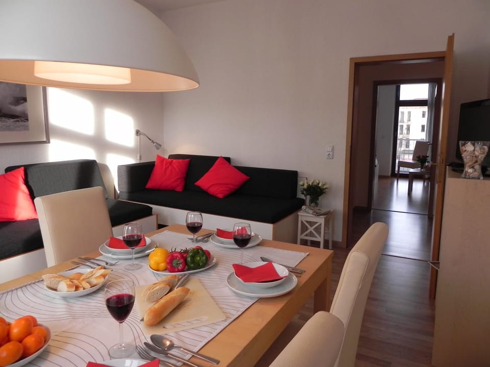 Living room, Seating area, Dining area