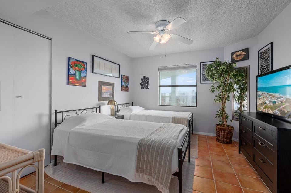 La Mirage 305 House in Port Aransas