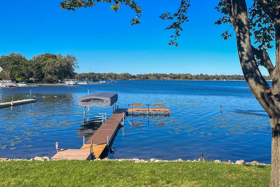 White Bear Lake Lakehouse w/ Dock & Paddleboards House in White Bear Lake
