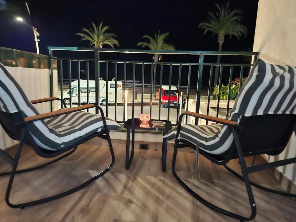 Night, Balcony/Terrace