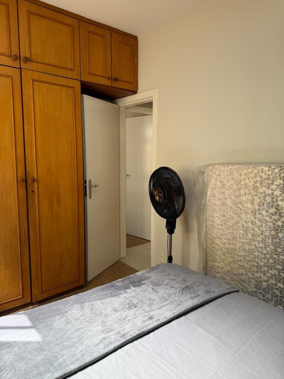Apto com suite e 2 vagas de garagem pertinho do mineirao Apartment in Belo Horizonte