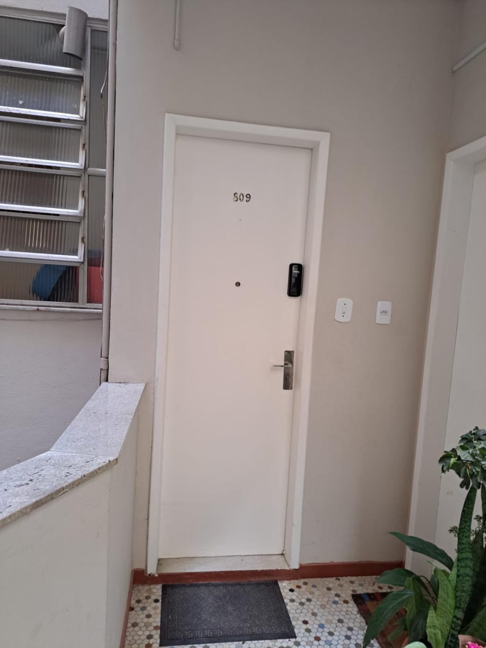posto 6 ao lado da praia Apartment in Rio de Janeiro