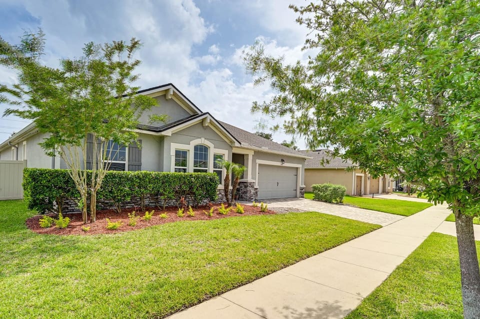Tampa Area Home w/ Private Pool, Pets Welcome! House in Valrico