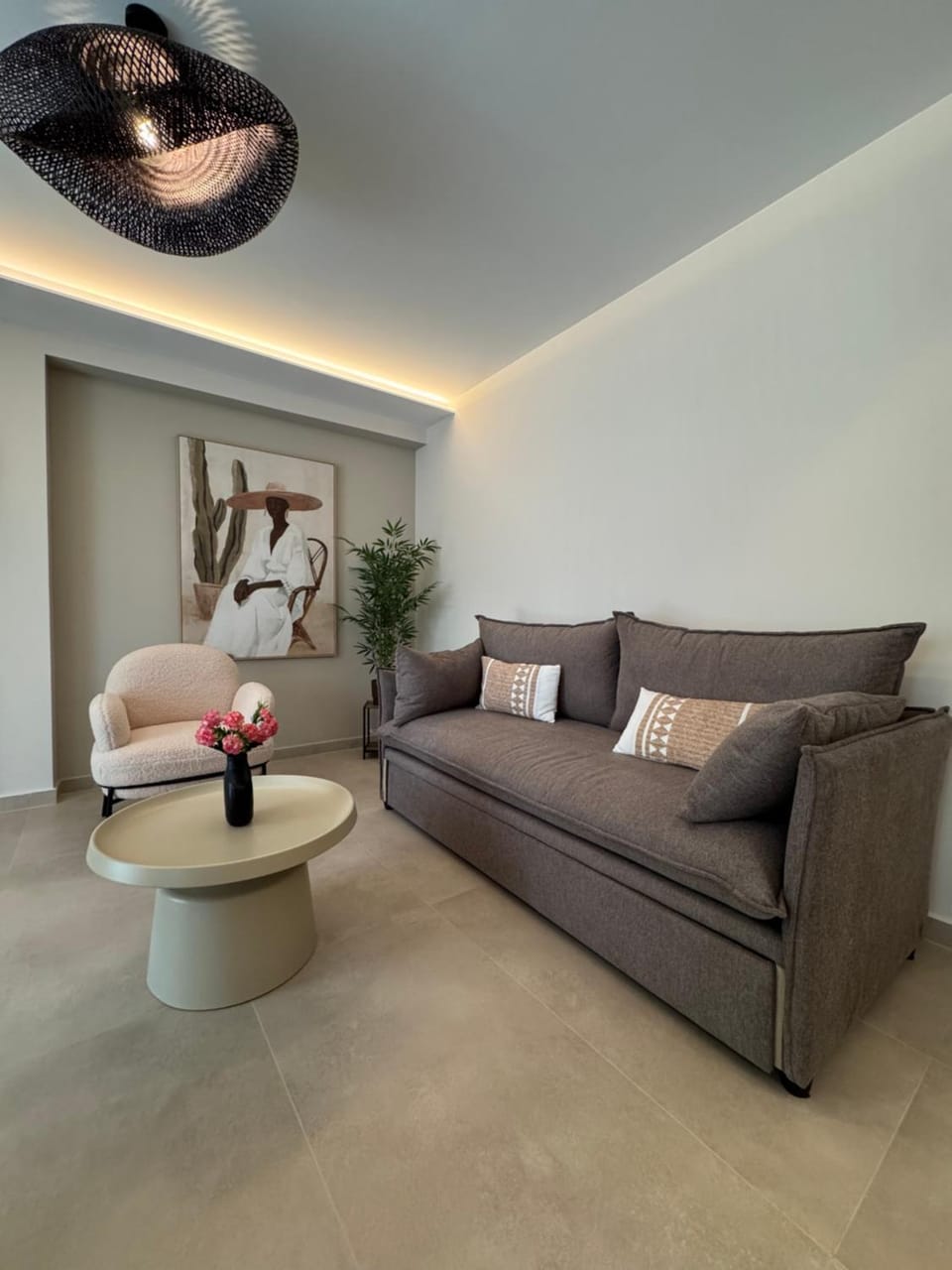 Bed, Living room