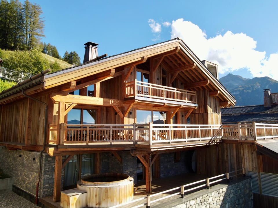 Chalet Aster Chalet in Landry