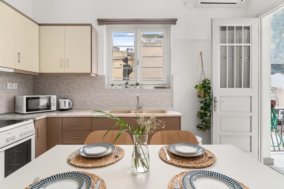Metka Living Lefkas House Apartment in Athens