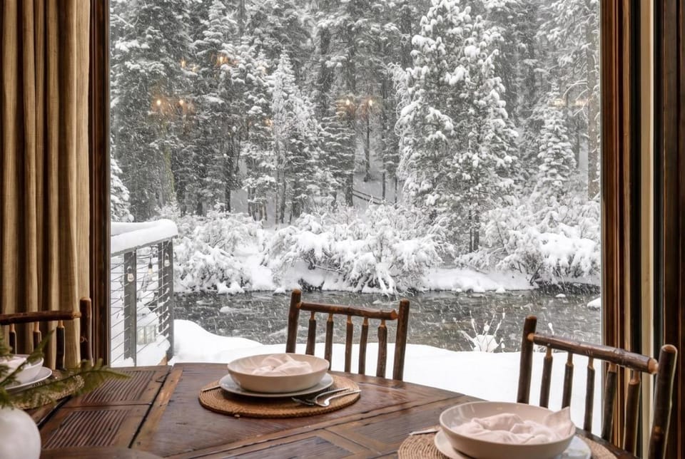 Natural landscape, Winter, Dining area, River view