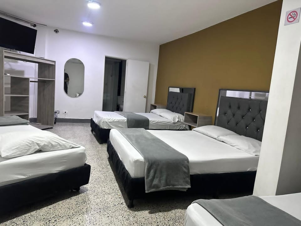 hotel guayacanes central Hotel in Medellin