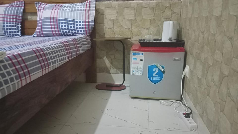 Bed, Coffee/tea facilities, Kitchen or kitchenette, Photo of the whole room, Bedroom