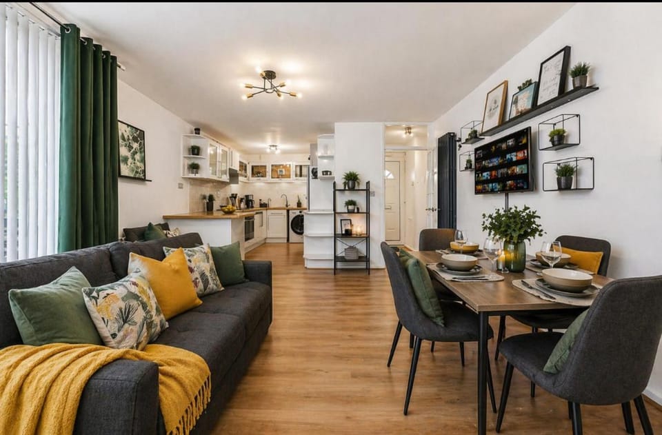 Stylish 1BR Flat with Private Garden in Elephant & Castle Apartment in London Borough of Southwark