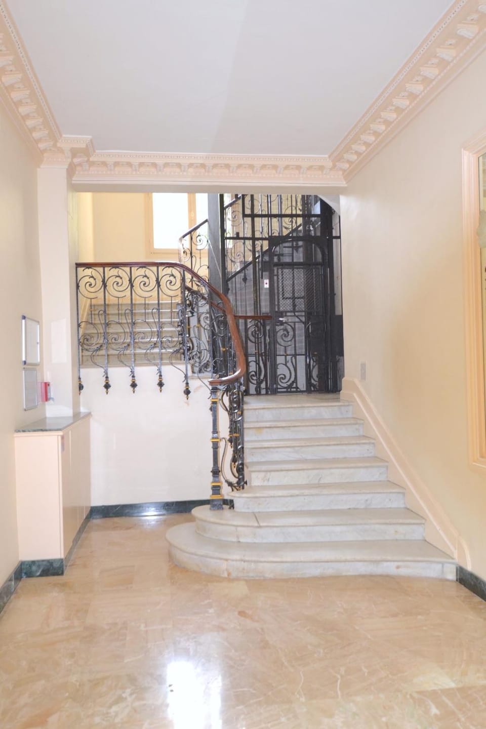 MONACO BLUE SEA OVER WIDE BALCONY for GRAND PRIX Apartment in Avenue du Carnier