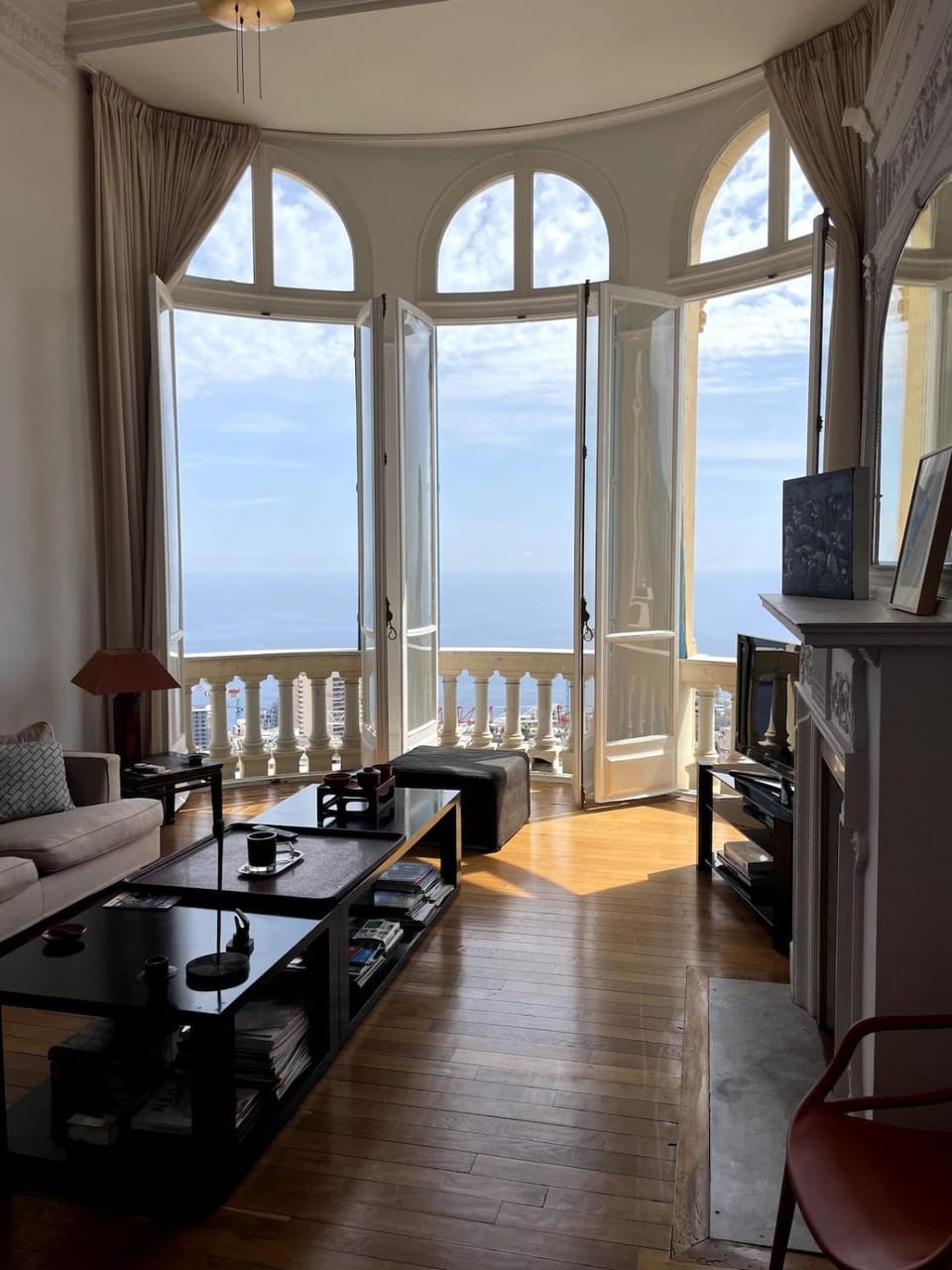MONACO BLUE SEA OVER WIDE BALCONY for GRAND PRIX Apartment in Avenue du Carnier