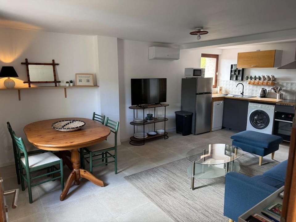 Bastide au cœur de la Provence Verte Apartment in French Riviera