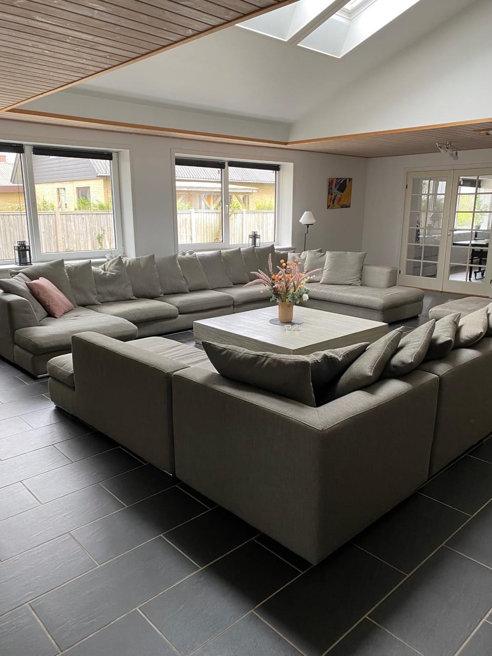 Communal lounge/ TV room