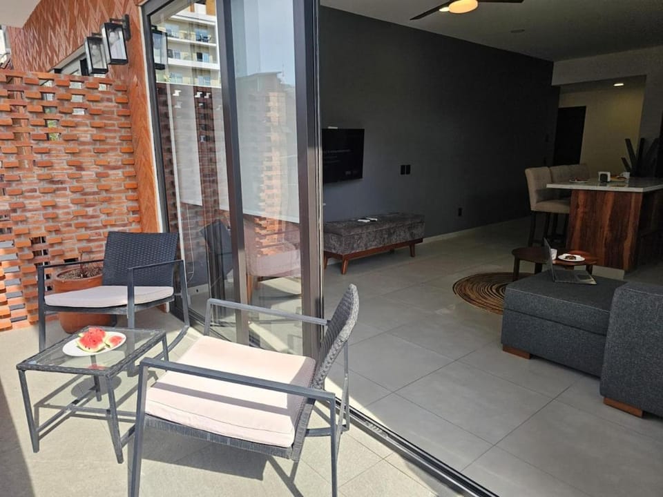 Fantastic location, 1 bedroom apartment 402 Apartment in Puerto Vallarta