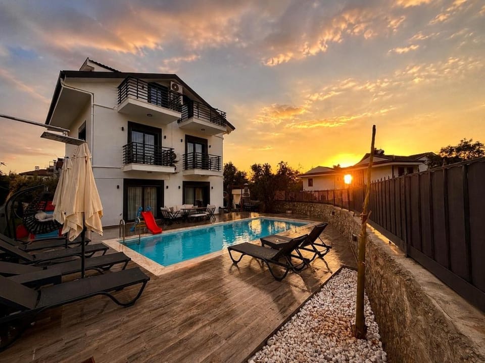 As Villas Villa Atlas private pool 4 badroom oludeniz Villa in Ölüdeniz