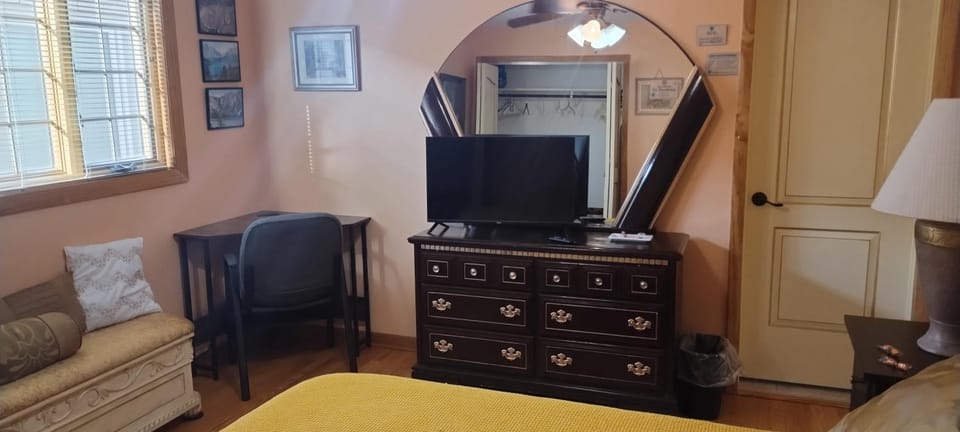TV and multimedia, Bedroom