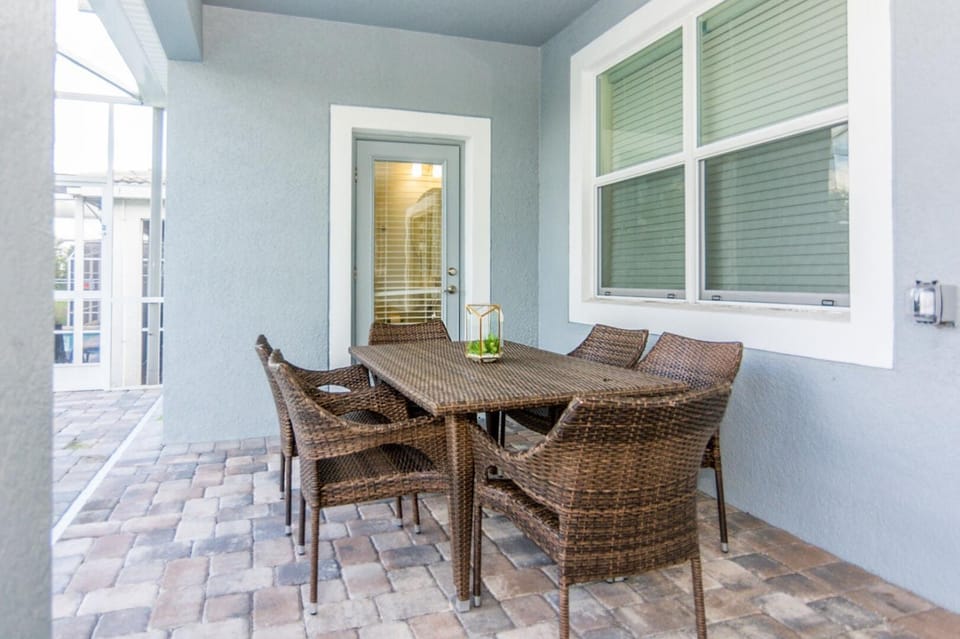 Patio, Seating area, Dining area
