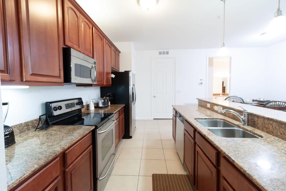 Kitchen or kitchenette, kitchen