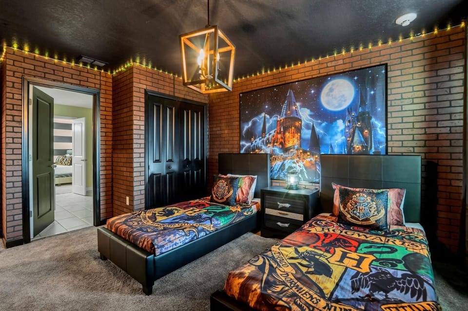 Bed, Bedroom