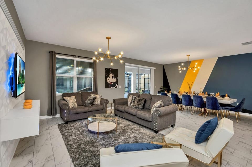 TV and multimedia, Living room, Seating area