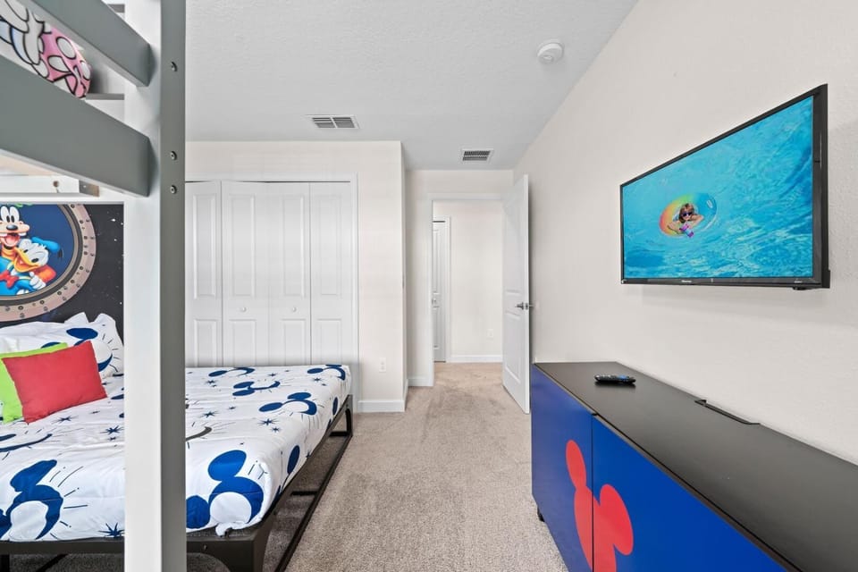 Bed, Bedroom