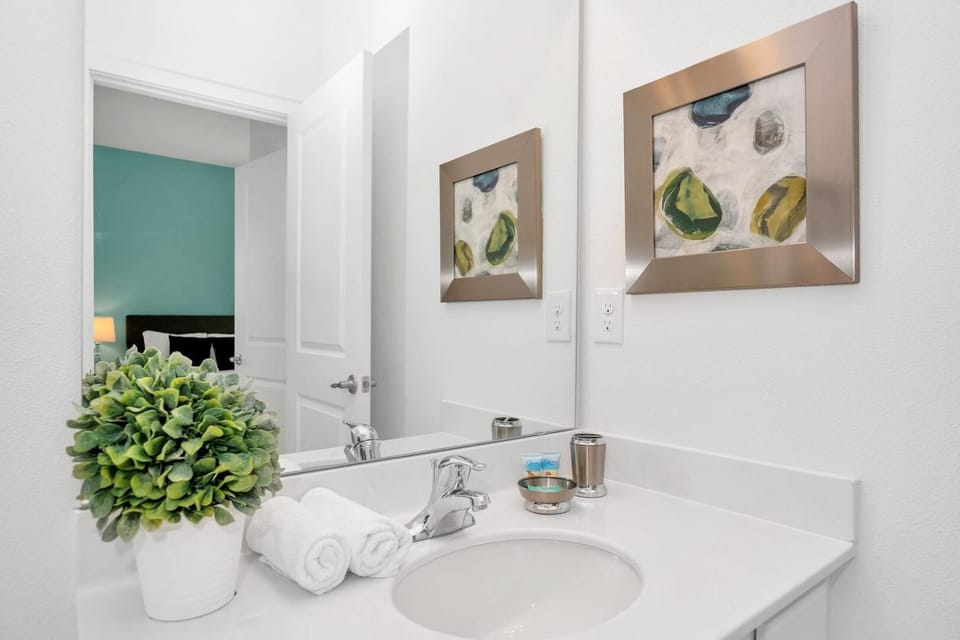 Bathroom, Bath