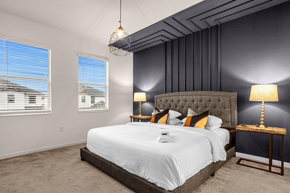 Bed, Bedroom