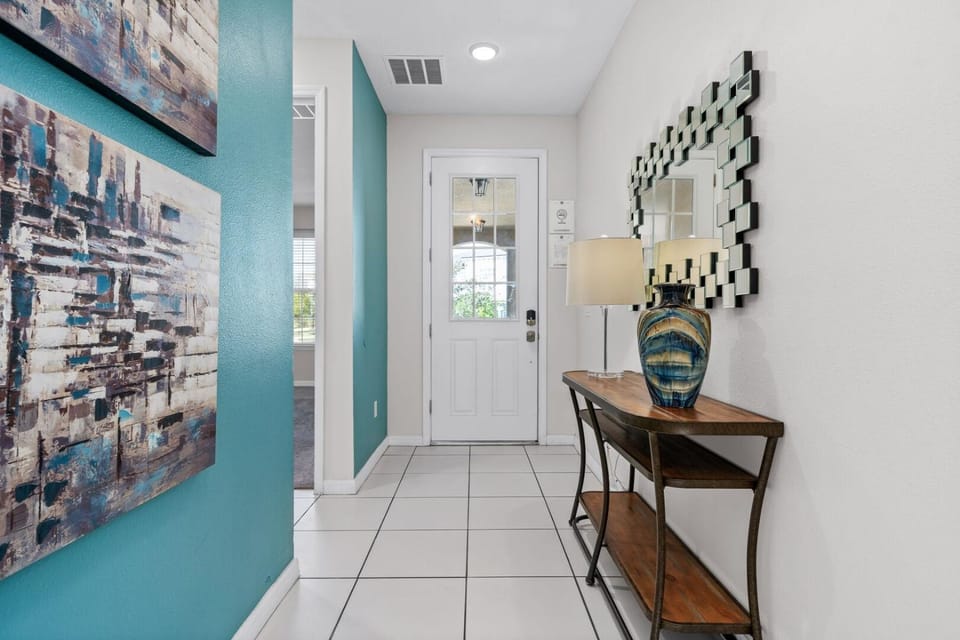Facade/entrance, Living room