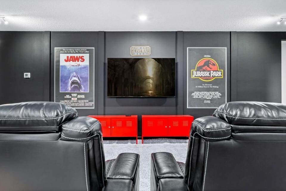 TV and multimedia, Seating area