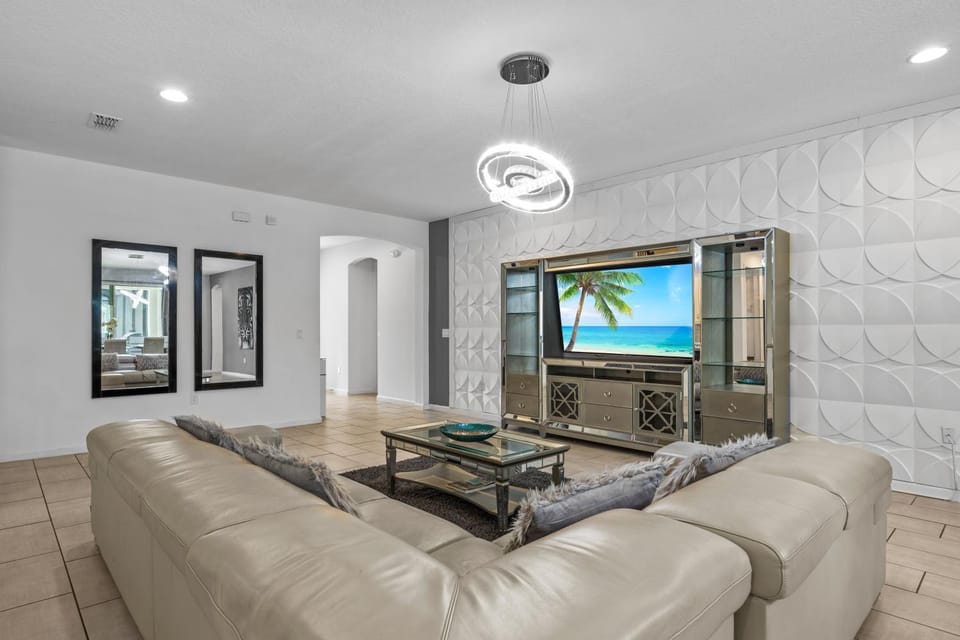 TV and multimedia, Living room, Seating area