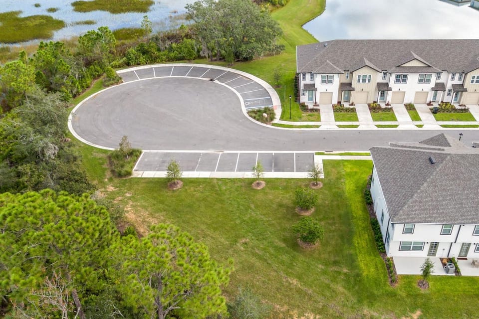Property building, Day, Natural landscape, Bird's eye view, Location