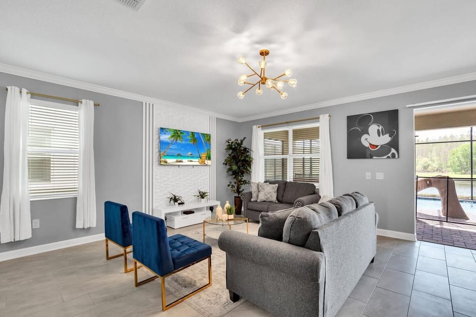 TV and multimedia, Living room, Seating area
