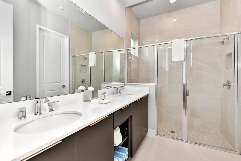 Bathroom, Bath