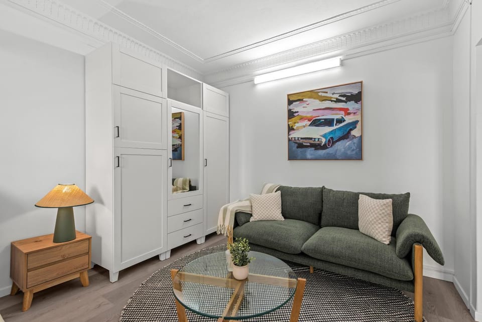 Stylish and Cozy Studio - Short walk to Hospital Apartment in Brisbane City