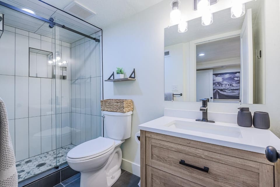 1409 #2 Sugar House Apartment in Salt Lake City