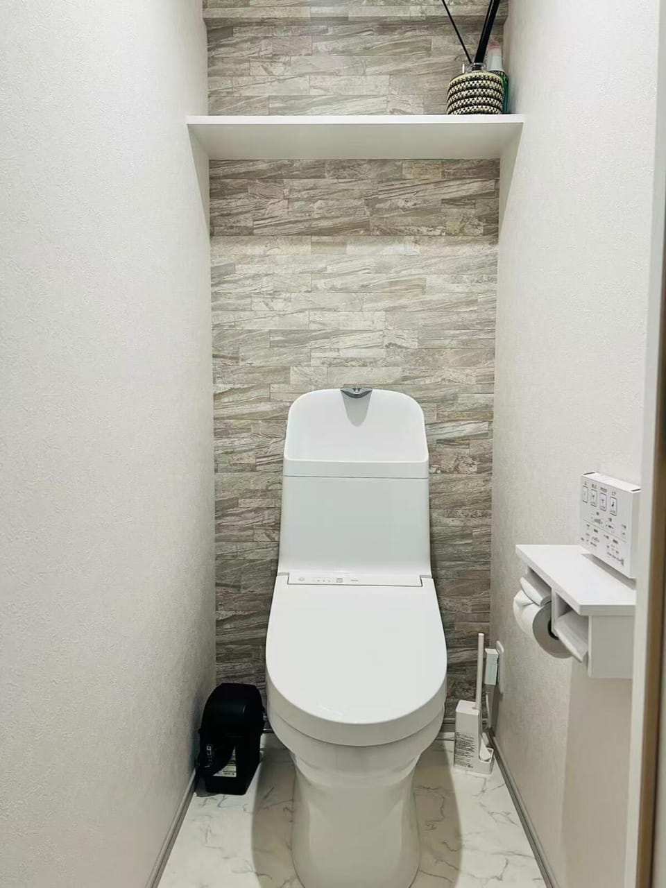 Sunshine902 Apartment in Japan