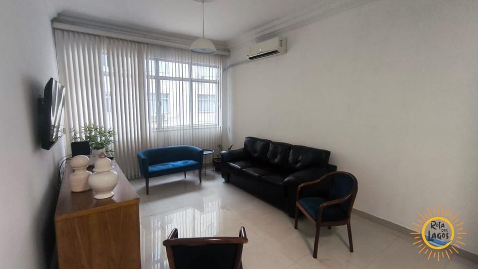 3 bedroom apartment in Copacabana, on the beach avenue, Rio de Janeiro, Brazil, COPA 009 Apartment in Rio de Janeiro